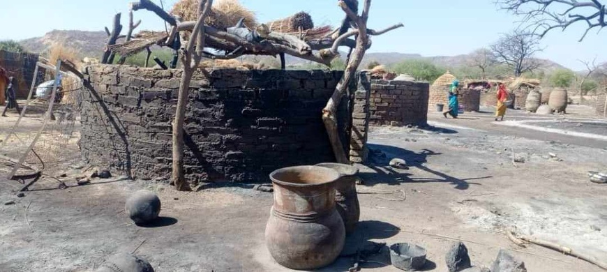 Tchad : au Guéra, don de l'Association SAFI après l'incendie d'Am-nikel Tchad : au Guéra, don de l'Association SAFI après l'incendie d'Am-nikel