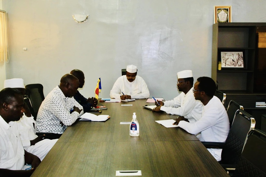 Tchad : Le Ministre de la Jeunesse et des Sports prend en compte les préoccupations de l'équipe technique de l'ancienne équipe nationale