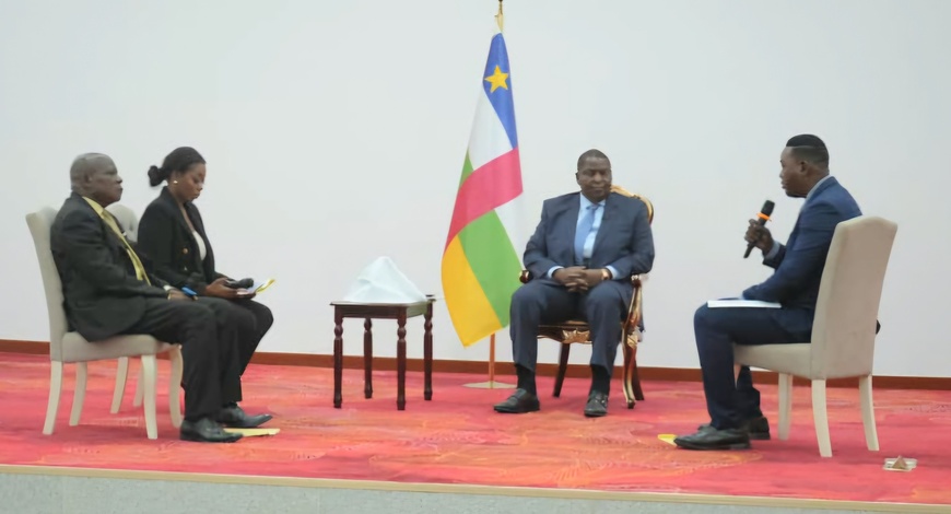 RCA : le président de la République face à la presse nationale au Palais de la Renaissance RCA : le président de la République face à la presse nationale au Palais de la Renaissance