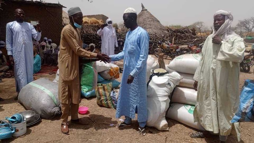 Tchad : au Guéra le village Tchalo-Zoudou au secours d'Am-Nikel après un incendie dévastateur Tchad : au Guéra le village Tchalo-Zoudou au secours d'Am-Nikel après un incendie dévastateur