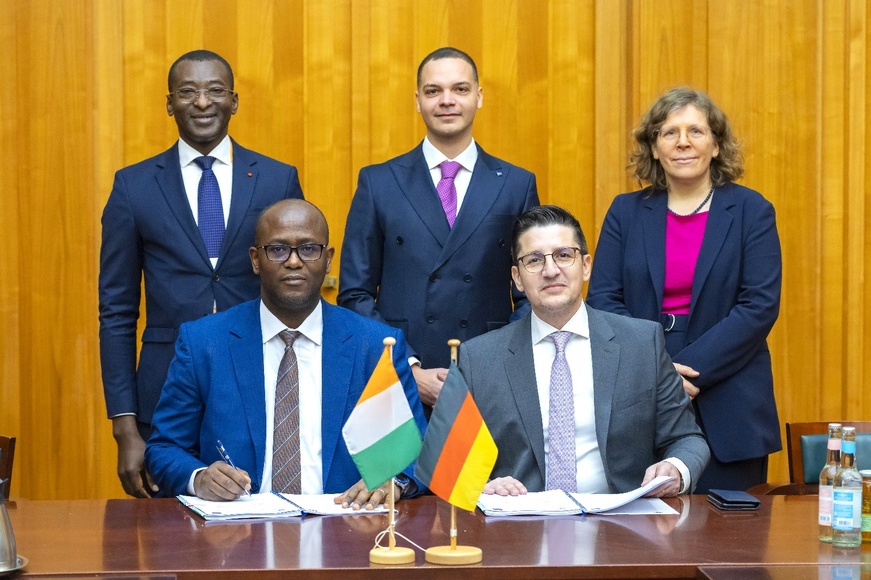 Côte d’Ivoire : 400 campements bientôt raccordés au réseau électrique par le photovoltaïque Côte d’Ivoire : 400 campements bientôt raccordés au réseau électrique par le photovoltaïque