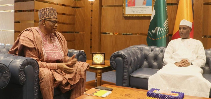 Tchad/Cameroun : l'ambassadeur camerounais reçu par le ministre d'État chargé des Affaires étrangères Tchad/Cameroun : l'ambassadeur camerounais reçu par le ministre d'État chargé des Affaires étrangères