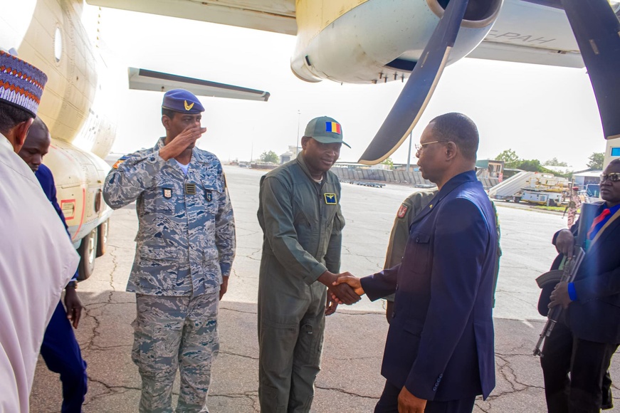 Tchad : Le Premier ministre compatit avec les parents des victimes de l'effondrement d'une salle de classe Tchad : Le Premier ministre compatit avec les parents des victimes de l'effondrement d'une salle de classe