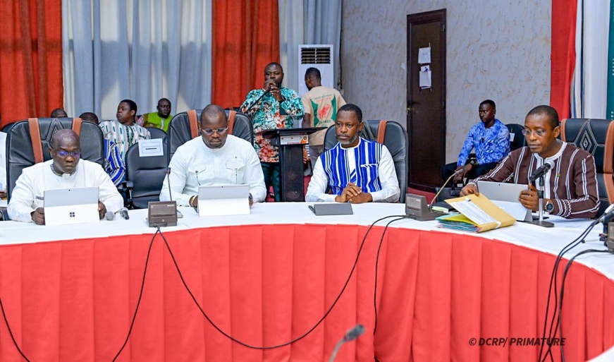Burkina : le Premier ministre sensibilise sur l’amélioration du climat des affaires Burkina : le Premier ministre sensibilise sur l’amélioration du climat des affaires