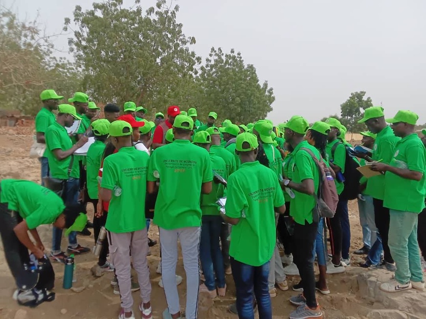 Tchad - Université de Moundou : Les étudiants en géographie explorent les merveilles du lac Léré Tchad - Université de Moundou : Les étudiants en géographie explorent les merveilles du lac Léré