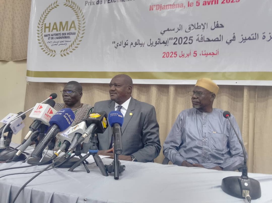 Tchad : La HAMA lance officiellement le Prix de l'Excellence en Journalisme édition 2025 Tchad : La HAMA lance officiellement le Prix de l'Excellence en Journalisme édition 2025