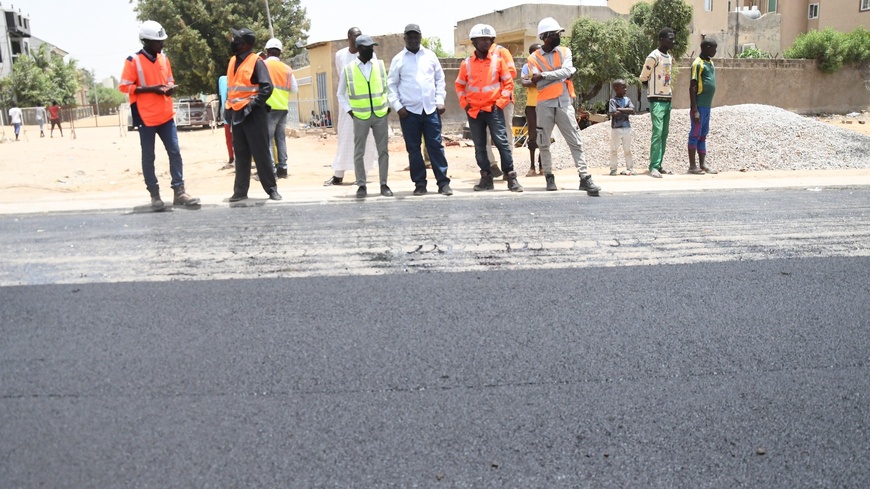 Tchad : Le DGIT inspecte les chantiers routiers de N'Djamena et exige l'accélération des travaux Tchad : Le DGIT inspecte les chantiers routiers de N'Djamena et exige l'accélération des travaux