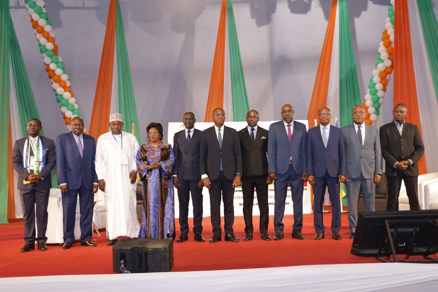 Forum Économique Bilatéral Côte d'Ivoire - Afrique Centrale : Vers un Partenariat Renforcé Forum Économique Bilatéral Côte d'Ivoire - Afrique Centrale : Vers un Partenariat Renforcé