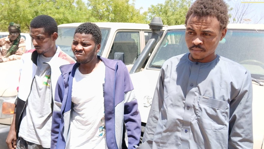 Tchad : à Abéché, présentation à la presse des présumés malfrats appréhendés par les forces de l'ordre Tchad : à Abéché, présentation à la presse des présumés malfrats appréhendés par les forces de l'ordre