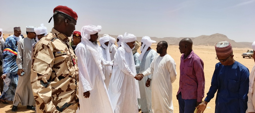 Tchad : Le Ministre de la Santé en mission de supervision au Tibesti Tchad : Le Ministre de la Santé en mission de supervision au Tibesti
