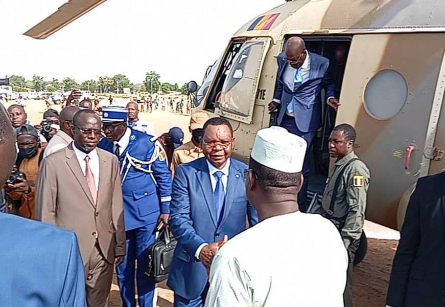 Tchad : Arrivée du Premier Ministre à Bongor pour l'inauguration du pont Tchad : Arrivée du Premier Ministre à Bongor pour l'inauguration du pont