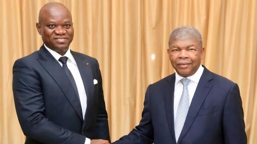 Info : Gabon Media Time, Image : Le président Brice Clotaire Oligui Nguema et son homologue angolais João Lourenço © D.R. Info : Gabon Media Time, Image : Le président Brice Clotaire Oligui Nguema et son homologue angolais João Lourenço © D.R.