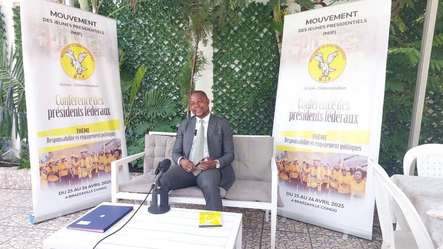 Le Président du MJP échangeant avec la presse
