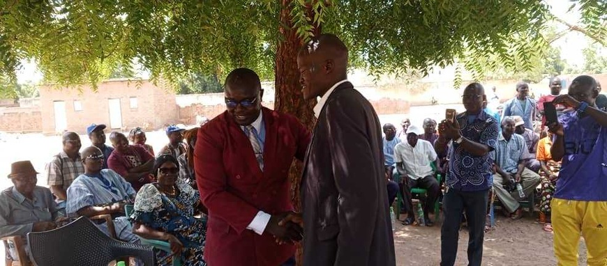 Tchad : passation de service dans les 4ᵉ et 2ᵉ arrondissements de la ville de Kelo Tchad : passation de service dans les 4ᵉ et 2ᵉ arrondissements de la ville de Kelo