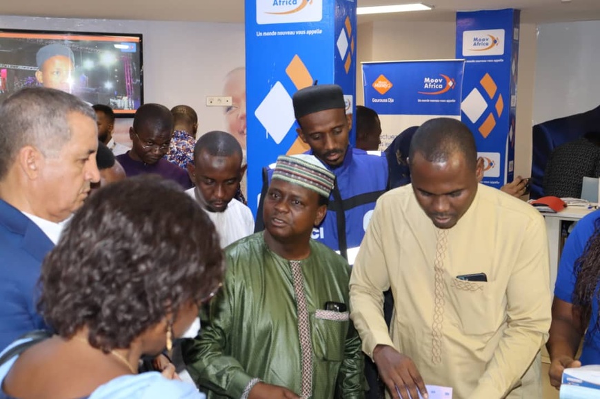 Tchad : ARCEP contrôle l’identification des abonnés chez Moov Africa et Airtel Tchad Tchad : ARCEP contrôle l’identification des abonnés chez Moov Africa et Airtel Tchad