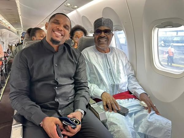 Cameroun : Samuel Eto'o apporte son soutien à la Camair-Co Cameroun : Samuel Eto'o apporte son soutien à la Camair-Co