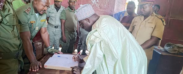 Info et Image : Cameroon Tribune Info et Image : Cameroon Tribune