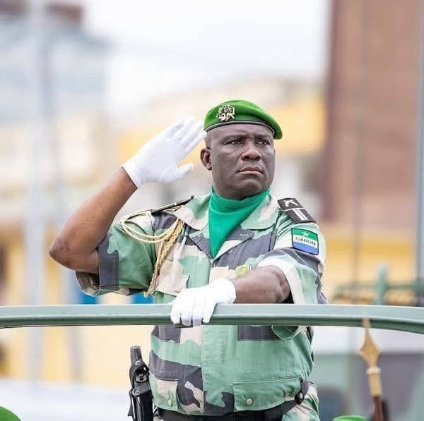 Gabon : Le Général Antoine Balakidra prend les rênes de la Garde Républicaine Gabon : Le Général Antoine Balakidra prend les rênes de la Garde Républicaine