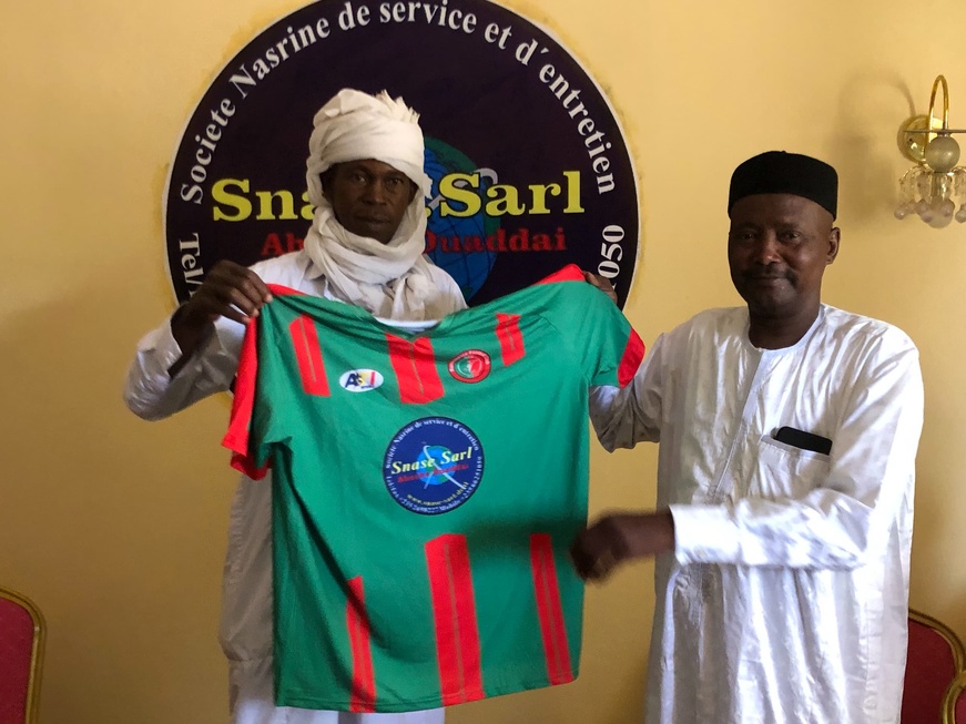 Tchad - Abéché : L'Équipe de Football la Renaissance d'Abéché reçoit un soutien sportif Tchad - Abéché : L'Équipe de Football la Renaissance d'Abéché reçoit un soutien sportif