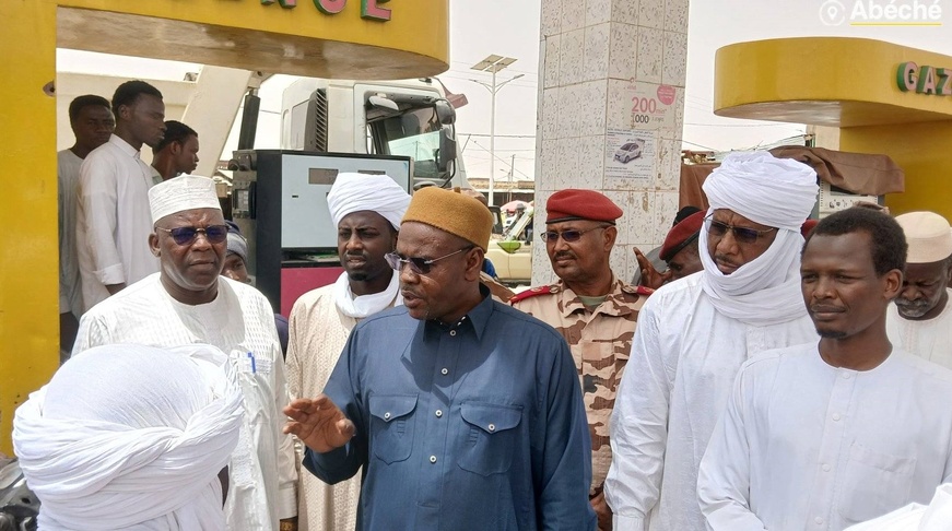 Tchad : à Abéché, le délégué général du gouvernement du Ouaddaï visite des stations-service
