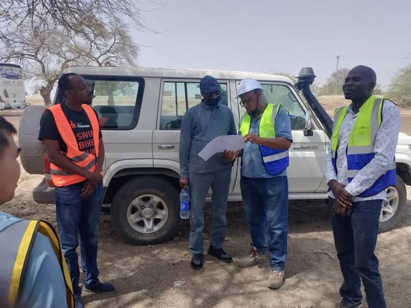 Tchad : Visite de l'Inspecteur Général du Ministère des Infrastructures sur le chantier Djermaya-Massaguet Tchad : Visite de l'Inspecteur Général du Ministère des Infrastructures sur le chantier Djermaya-Massaguet