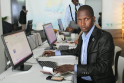 Tchad : Le journaliste Djimet Wiche Wahili poursuivi par un homme armé à N'Djamena Tchad : Le journaliste Djimet Wiche Wahili poursuivi par un homme armé à N'Djamena