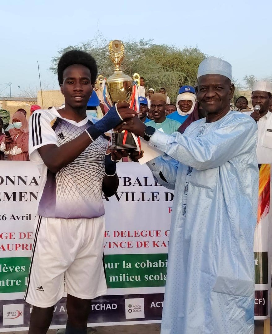 Tchad - Mao : L'équipe du Lycée Alifa Zezerti de Mao remporte le tournoi inter-établissements de football de la ville Tchad - Mao : L'équipe du Lycée Alifa Zezerti de Mao remporte le tournoi inter-établissements de football de la ville
