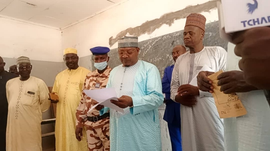 Tchad - Guéra : Lancement des épreuves du Brevet d'Enseignement Fondamental à Mongo Tchad - Guéra : Lancement des épreuves du Brevet d'Enseignement Fondamental à Mongo