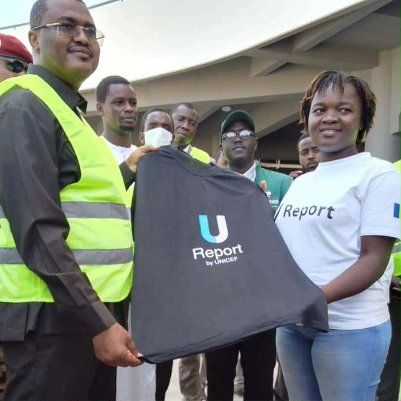Tchad : une action de salubrité au stade Olympique MIDI de Madjafa Tchad : une action de salubrité au stade Olympique MIDI de Madjafa