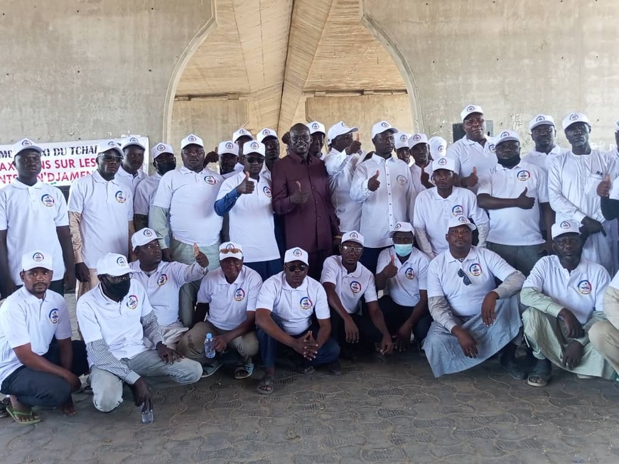 Tchad : le Syndicat National de Moto-Taxi sensibilise sur les tarifs du carburant à N’Djamena
