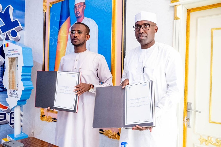 Tchad : L’ONAPE et l’Université Virtuelle du Tchad unissent leurs efforts pour l’insertion professionnelle des jeunes Tchad : L’ONAPE et l’Université Virtuelle du Tchad unissent leurs efforts pour l’insertion professionnelle des jeunes