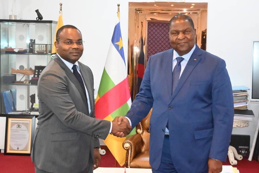 RCA : le ministre des Transports de la Guinée équatoriale reçu par le président Touadera