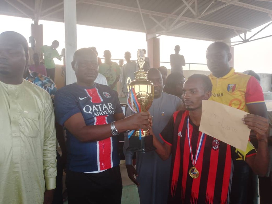 Tchad : La Faculté de Droit de l'Université Emi-Koussi remporte le tournoi inter-filières Tchad : La Faculté de Droit de l'Université Emi-Koussi remporte le tournoi inter-filières