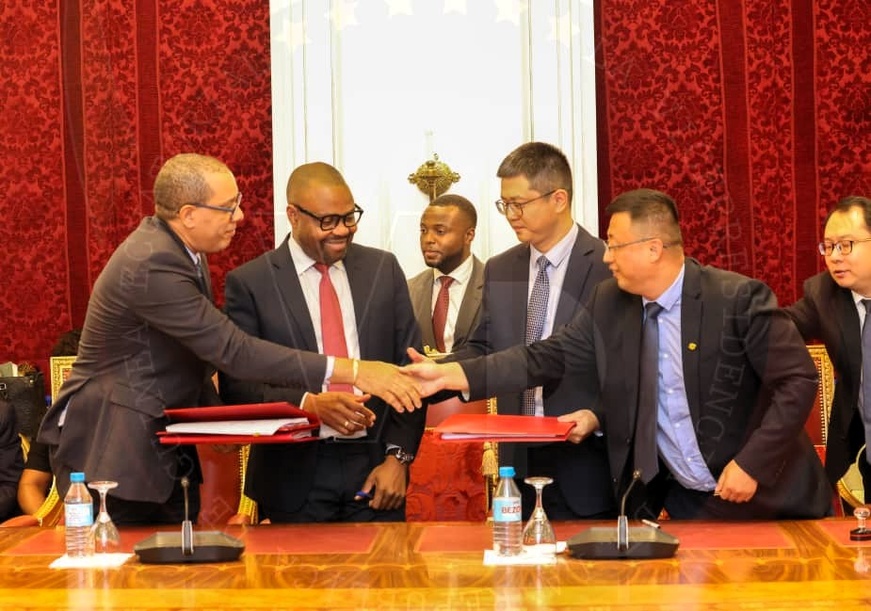 Guinée équatoriale : signature d’un contrat avec CMEC et Sinohydro sur les infrastructures électriques
