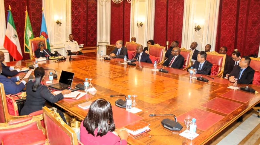 Guinée équatoriale : signature d’un contrat avec CMEC et Sinohydro sur les infrastructures électriques Guinée équatoriale : signature d’un contrat avec CMEC et Sinohydro sur les infrastructures électriques