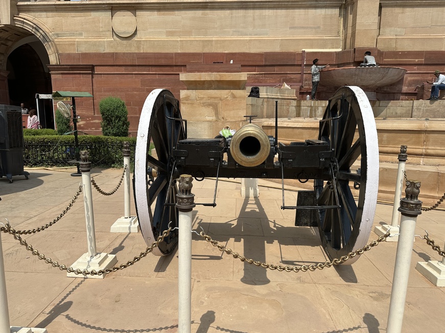 Immersion au cœur du Rashtrapati Bhavan : une visite au sommet de l’élégance institutionnelle indienne