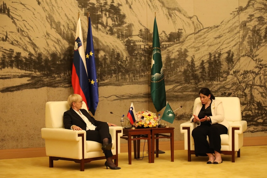 Union Africaine : la présidente de Slovénie visite le siège pour renforcer les liens sur le multilatéralisme Union Africaine : la présidente de Slovénie visite le siège pour renforcer les liens sur le multilatéralisme