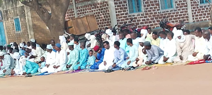 Tchad : La communauté musulmane de Bébédjia célèbre l'Aïd al-Adha sous le signe de la paix et du partage Tchad : La communauté musulmane de Bébédjia célèbre l'Aïd al-Adha sous le signe de la paix et du partage
