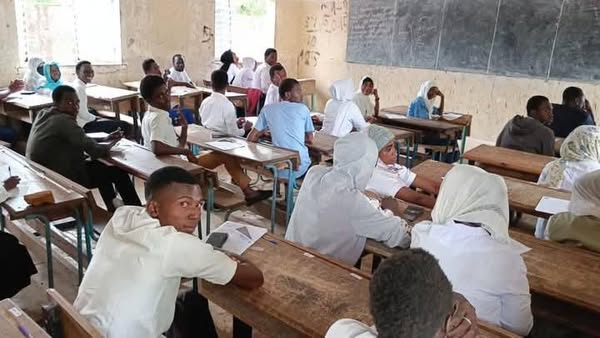 Tchad : Les épreuves du baccalauréat initialement prévues le dimanche 8 juin sont reportées au lundi 9 juin Tchad : Les épreuves du baccalauréat initialement prévues le dimanche 8 juin sont reportées au lundi 9 juin