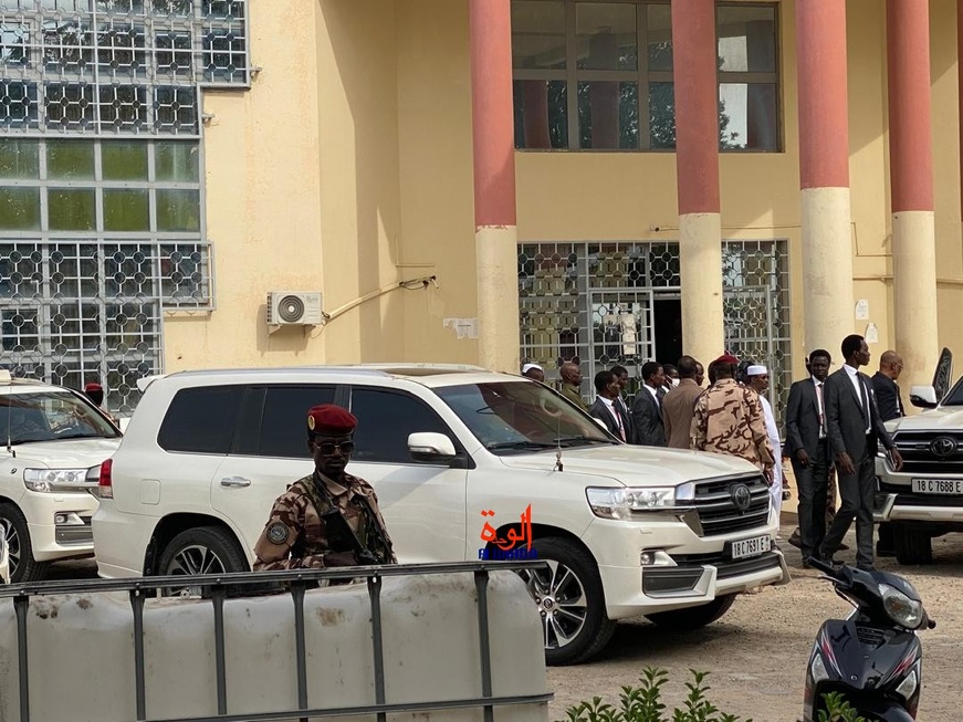 Tchad : descente du chef de l'État au siège de la Caisse des retraites Tchad : descente du chef de l'État au siège de la Caisse des retraites