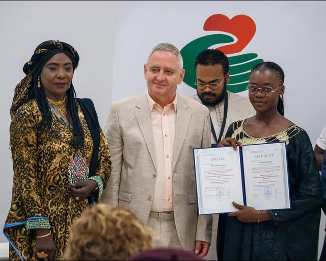 Tchad / Hongrie : 15 nouveaux diplômés en gestion humanitaire pour renforcer la stabilité Tchad / Hongrie : 15 nouveaux diplômés en gestion humanitaire pour renforcer la stabilité
