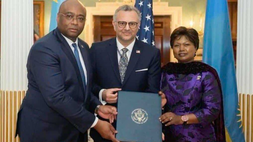 RDC-Rwanda : signature d’un accord à Washington, un pas vers la paix RDC-Rwanda : signature d’un accord à Washington, un pas vers la paix