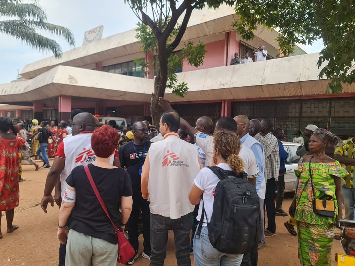 RCA : Drame au Lycée Boganda, MSF en soutien après l'explosion d'un transformateur RCA : Drame au Lycée Boganda, MSF en soutien après l'explosion d'un transformateur