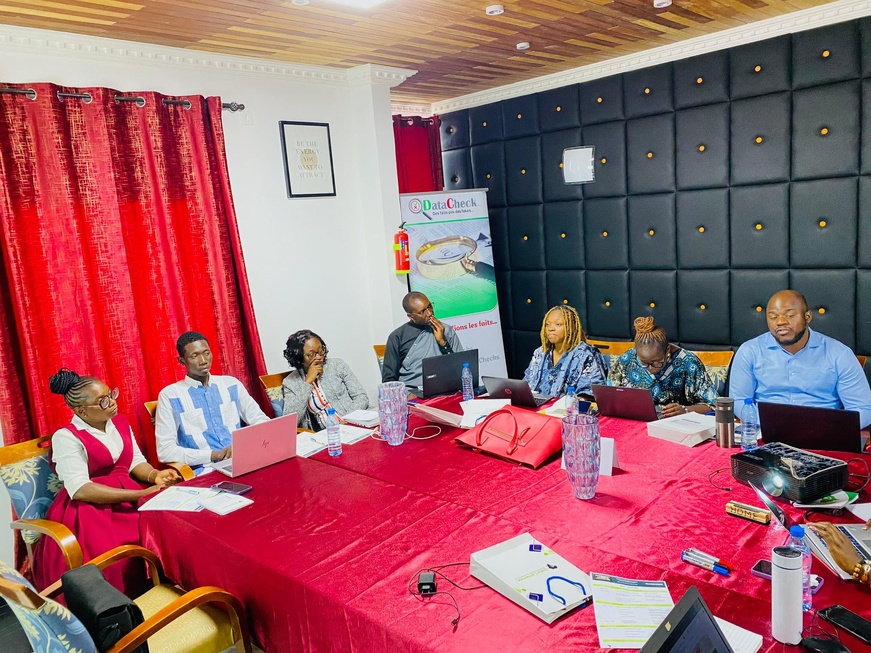 Cameroun : Les acteurs de l'information se mobilisent à Kribi contre la désinformation électorale de 2025 Cameroun : Les acteurs de l'information se mobilisent à Kribi contre la désinformation électorale de 2025