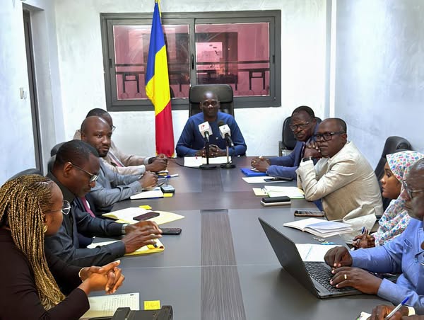 Tchad : Le Ministre du Commerce et la Banque Mondiale font le point sur le Projet d'Appui au Secteur Privé Tchad : Le Ministre du Commerce et la Banque Mondiale font le point sur le Projet d'Appui au Secteur Privé