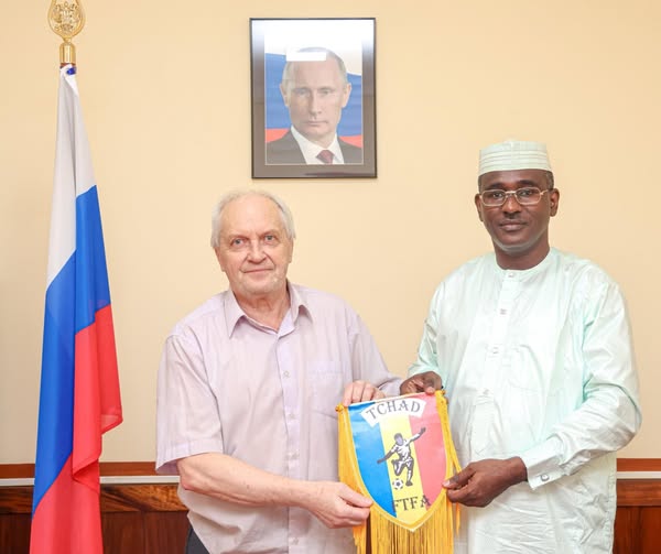 Tchad : La FTFA et l'Ambassadeur de Russie envisagent un partenariat pour le football Tchad : La FTFA et l'Ambassadeur de Russie envisagent un partenariat pour le football
