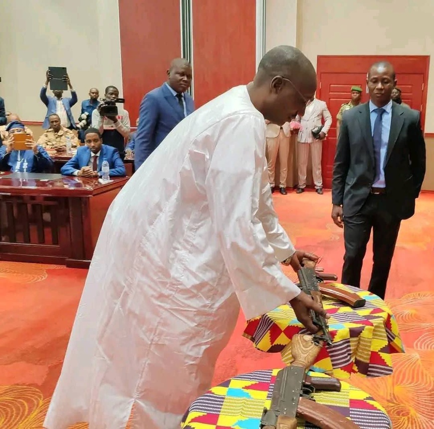 RCA : rencontre de paix à Bangui, dissolution des groupes armés de l’UPC et des 3R RCA : rencontre de paix à Bangui, dissolution des groupes armés de l’UPC et des 3R