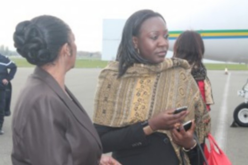 Centrafrique : Rififi au Palais, Touadera ne compte pas valider "l'ambassadrice" Christelle Sappot en Guinée Equatoriale Centrafrique : Rififi au Palais, Touadera ne compte pas valider "l'ambassadrice" Christelle Sappot en Guinée Equatoriale