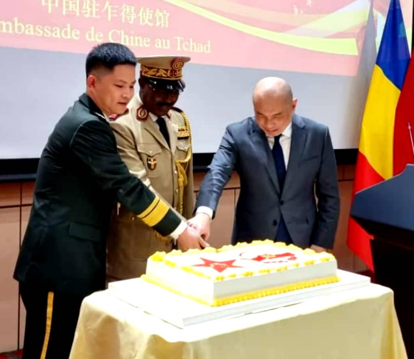 Tchad : célébration du 98e anniversaire de l'Armée populaire de libération de Chine Tchad : célébration du 98e anniversaire de l'Armée populaire de libération de Chine