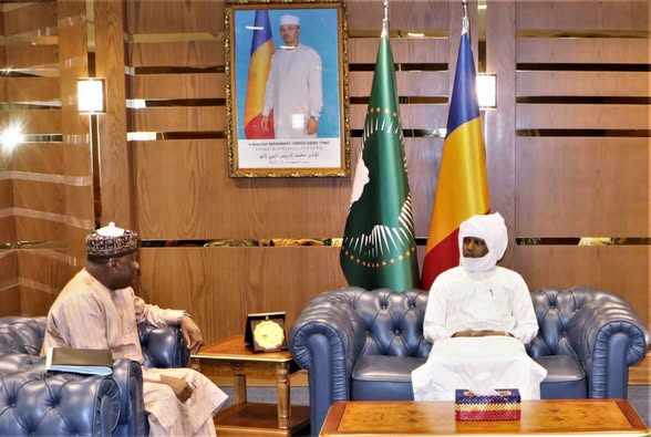 Tchad/CEN-SAD : Le Ministre d'État reçoit le Secrétaire Exécutif pour relancer l'organisation Tchad/CEN-SAD : Le Ministre d'État reçoit le Secrétaire Exécutif pour relancer l'organisation